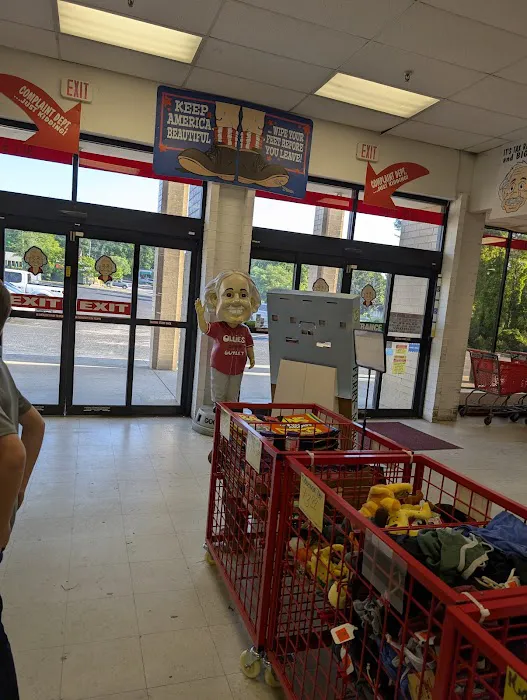 Ollie's Bargain Outlet 9