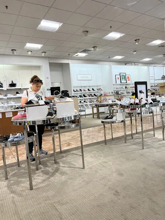 Macy's 9