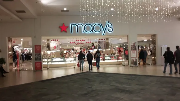 Macy's 4