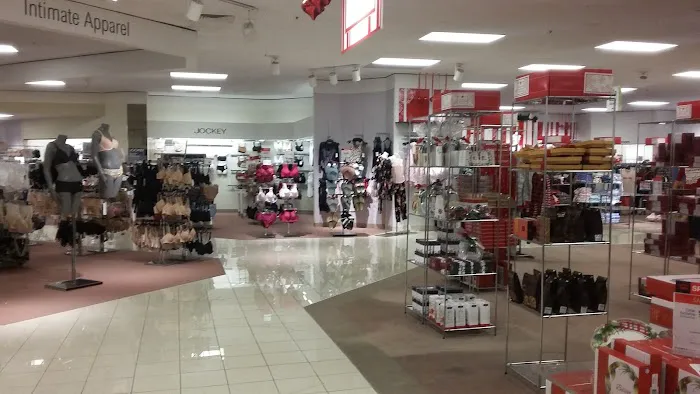 Macy's 0