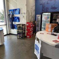 Five Below ico