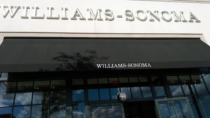 Williams-Sonoma 9