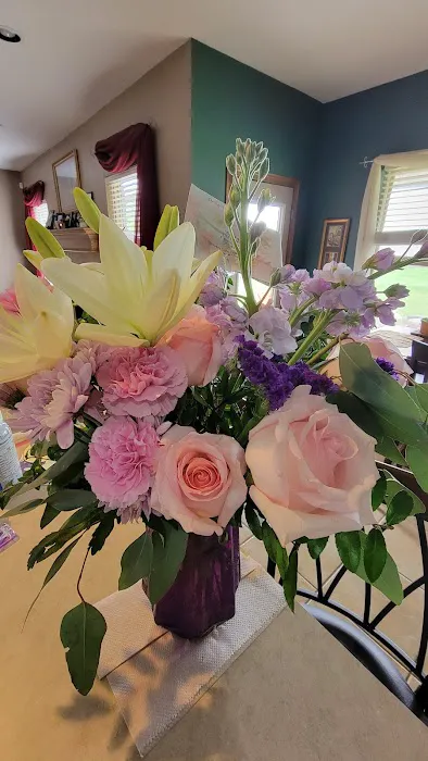 Designs by Tammy 'Your' Florist 2