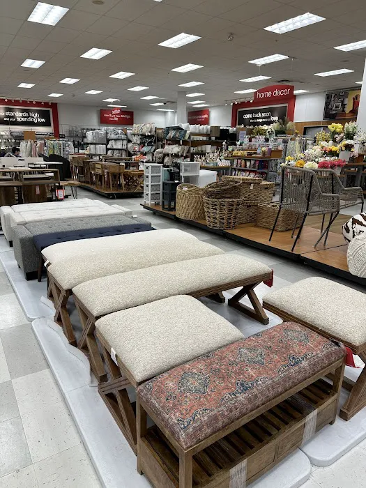 T.J. Maxx 3