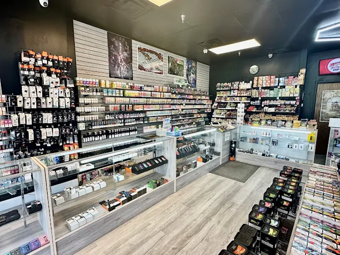Global Smoke & Vape Shop 0