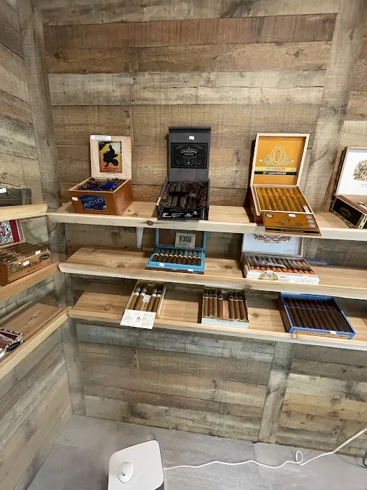 Global Smoke & Vape Shop 1