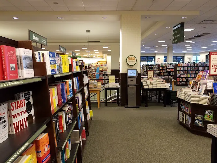 Barnes & Noble 5