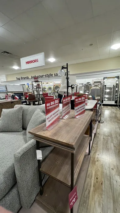 T.J. Maxx & HomeGoods 2