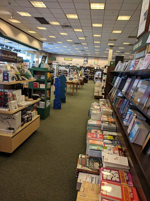 Barnes & Noble 3