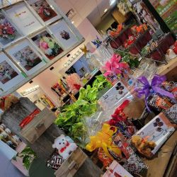 RosAmungThorns Flowers & Gifts ico