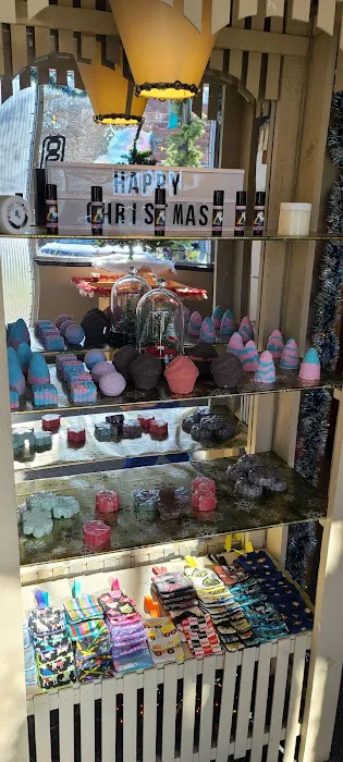 Quirky Candies Gifts & More 1