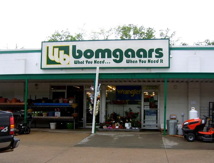 Bomgaars 0