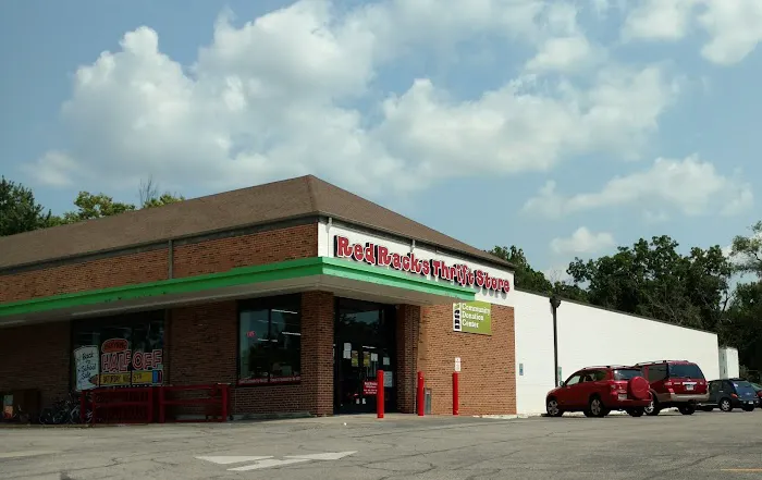 Red Racks Thrift Store 2
