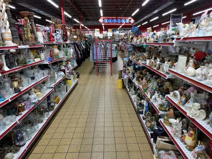 Red Racks Thrift Store 6