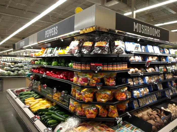 Hy-Vee Grocery Store 0