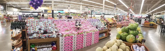 Hy-Vee Grocery Store 7