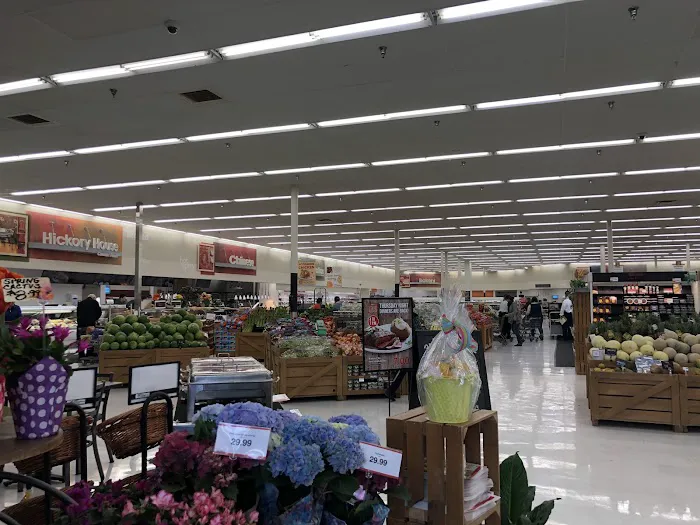 Hy-Vee Grocery Store 4