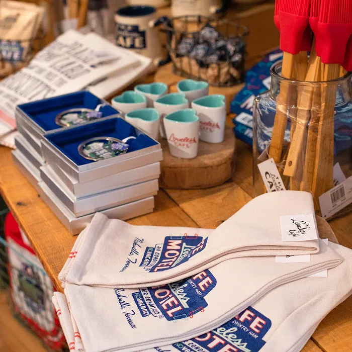 Hams & Jams Country Market 7