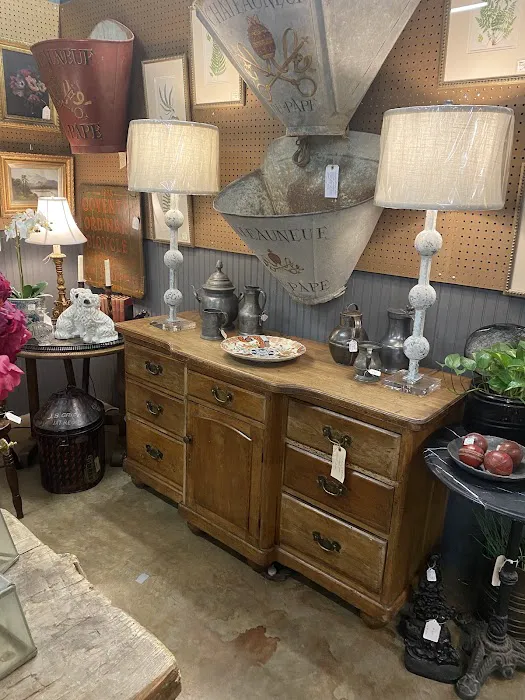 Winchester Antique Mall in Franklin TN 2