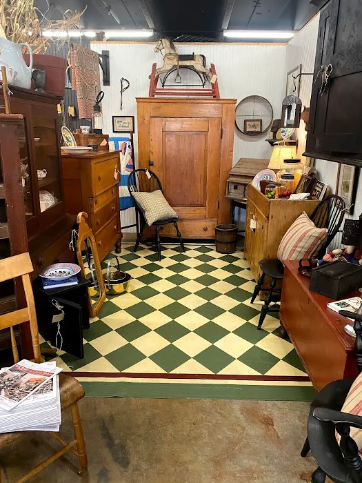 Winchester Antique Mall in Franklin TN 0