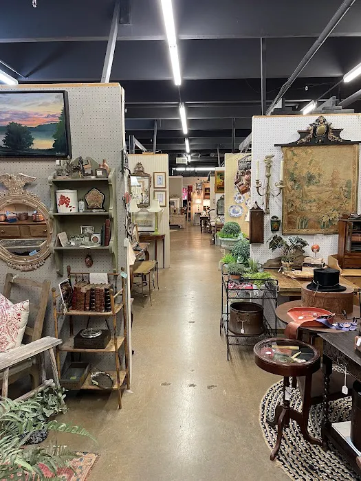 Winchester Antique Mall in Franklin TN 6