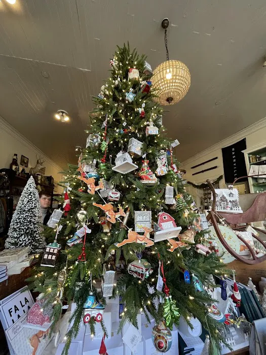 White's Mercantile Franklin 7