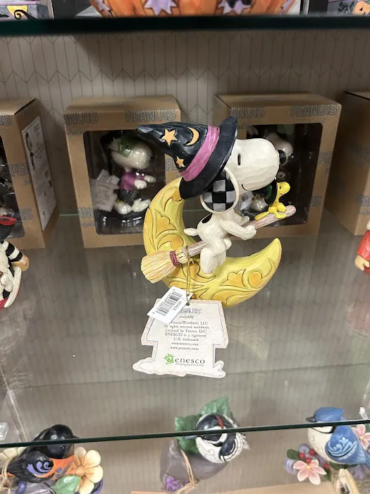 Amy's Hallmark Shop 3