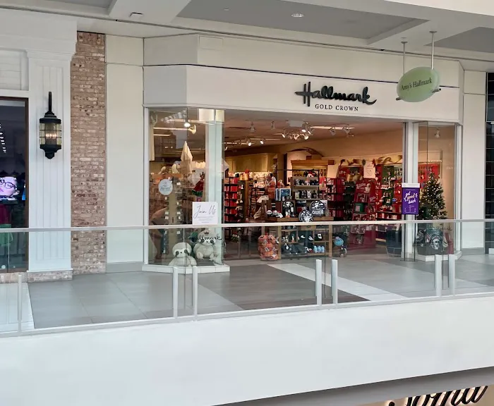 Amy's Hallmark Shop 7