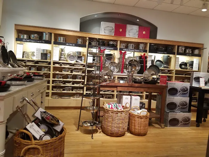 Williams-Sonoma 6