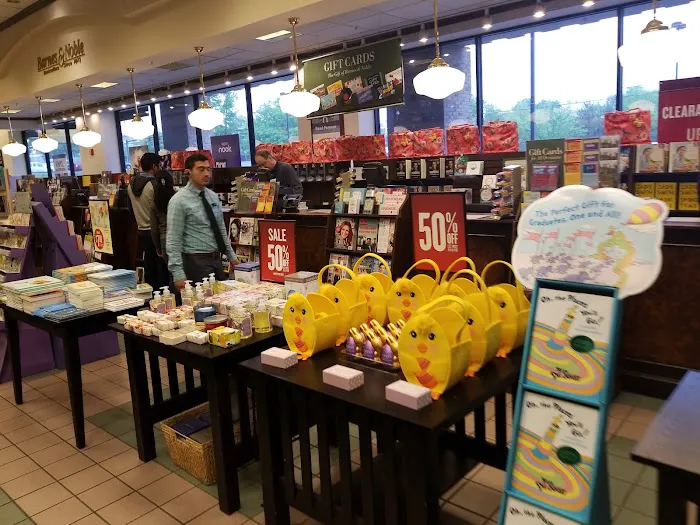 Barnes & Noble 4