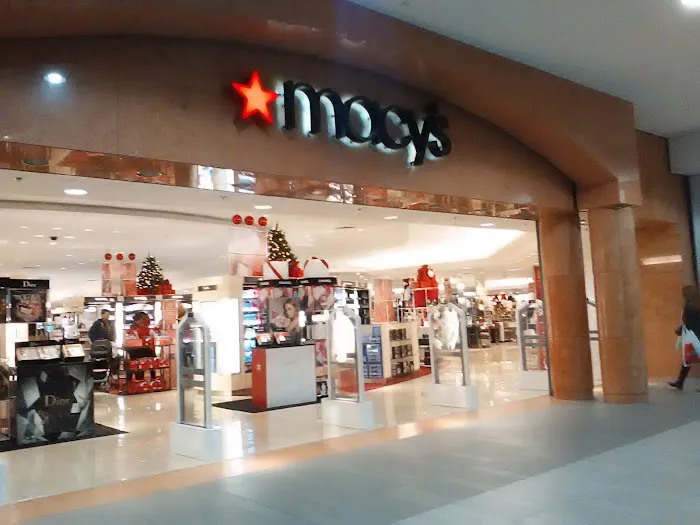 Macy's 9