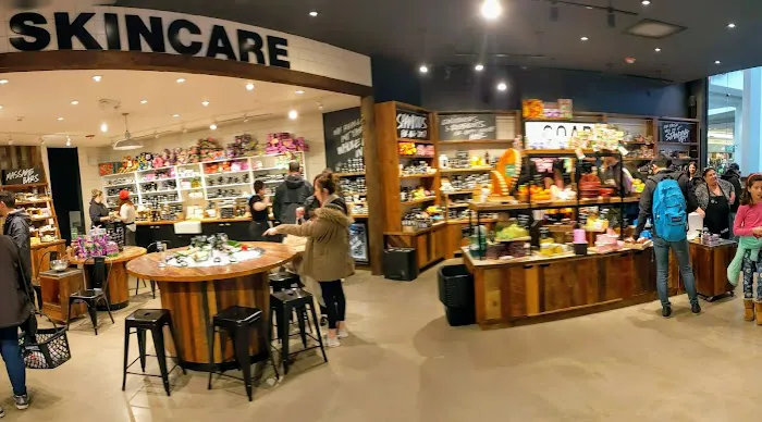 Lush Cosmetics Providence 8