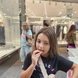 Woops! Macarons (Providence Place) ico