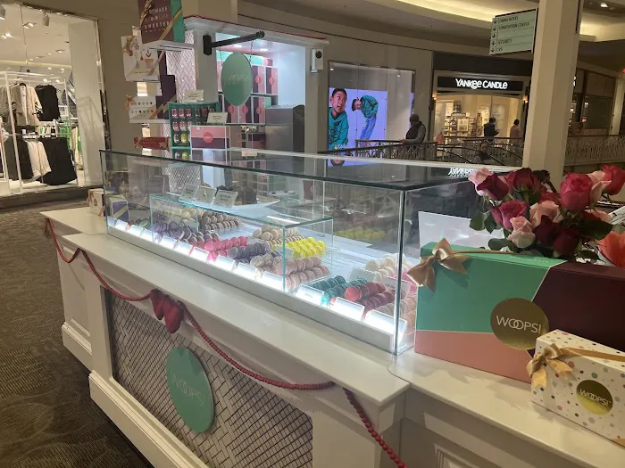 Woops! Macarons (Providence Place) 1