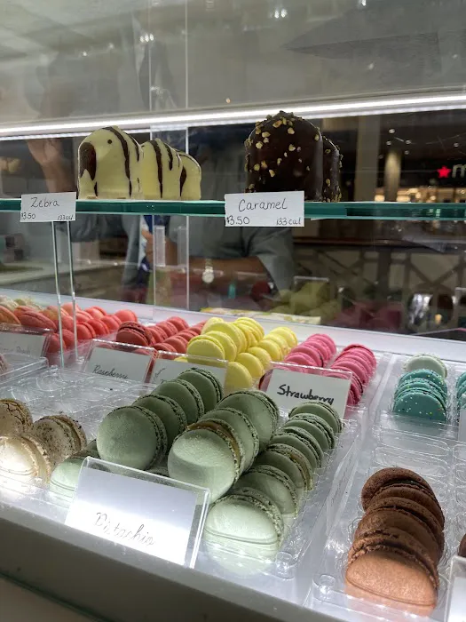 Woops! Macarons (Providence Place) 7