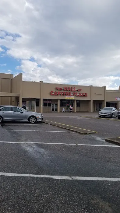 CAPITOL PLAZA 0