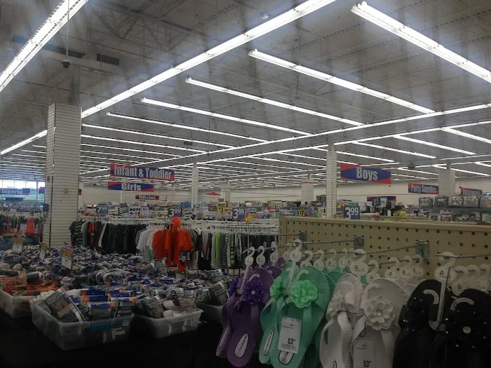 Roses Discount Store 7