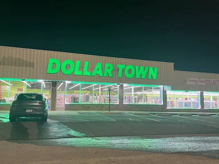 Dollar Town 5