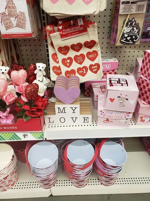 Dollar Tree 1