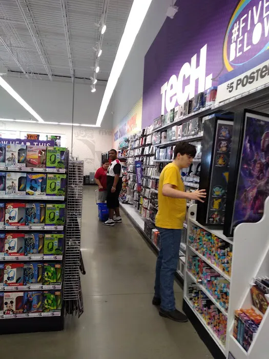 Five Below 5
