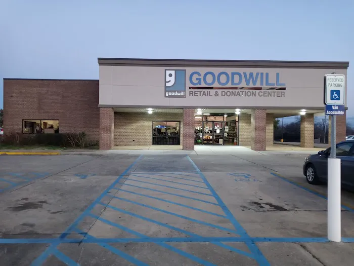 Goodwill Retail Store & Donation Center 5