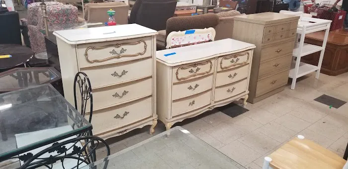 Hope in Action THRIFT STORE 2
