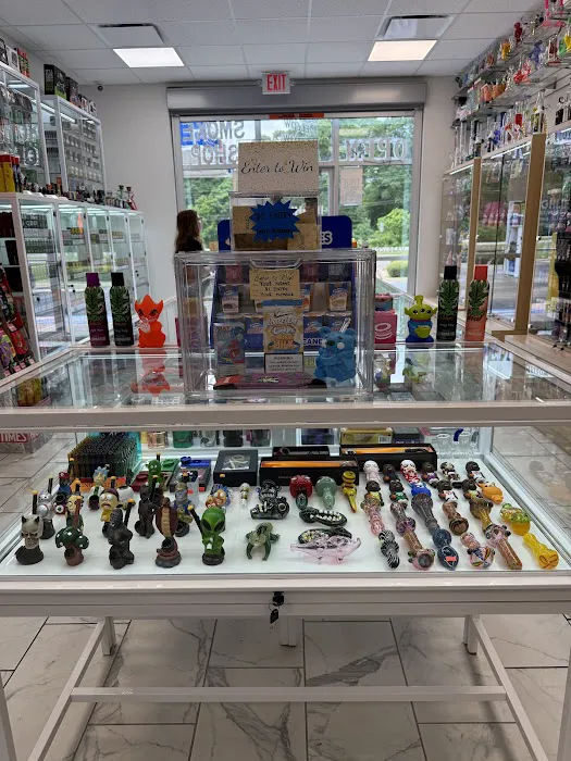 Highlife Smoke, Vape, THCA and CBD | Vape Store Near Me | Geek Bar | Kava | Ploox | Olit Hookahlit | Galaxy Gas 4