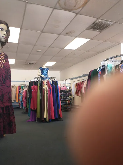 Eastmont Plaza Goodwill 5