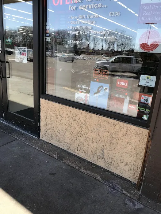 Niemann Ace Hardware 1