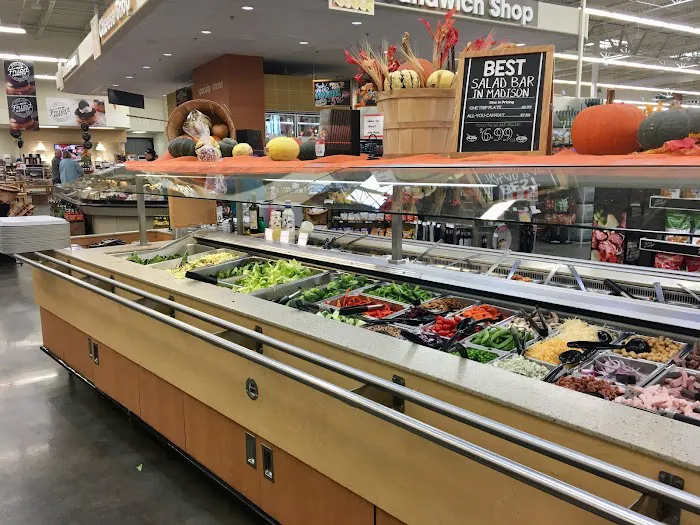 Hy-Vee Grocery Store 3