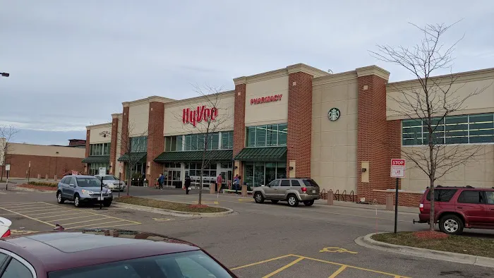 Hy-Vee Grocery Store 1