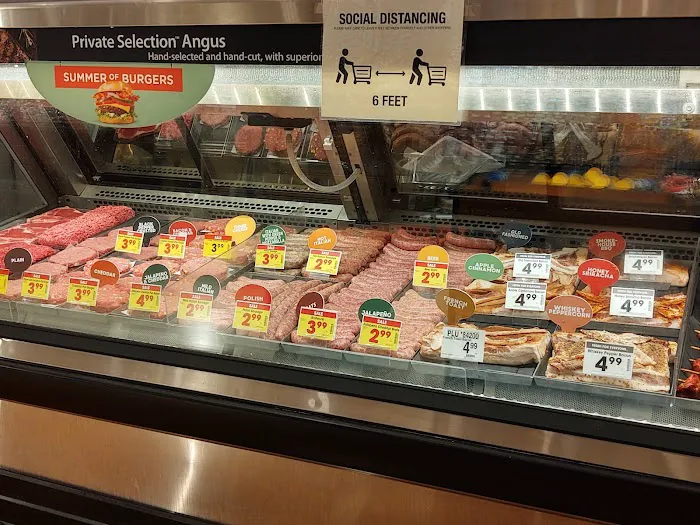 Metro Market 6