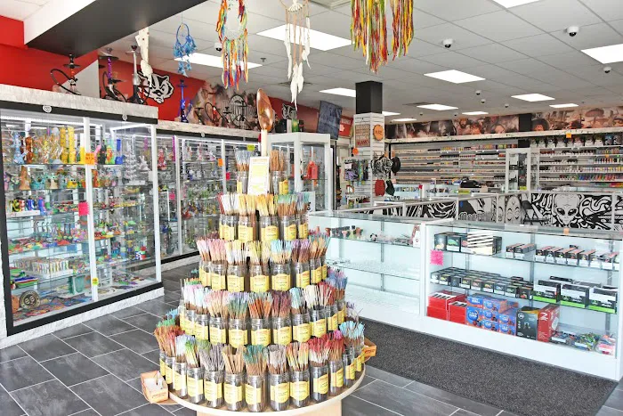 Madtown Smoke Shop 3