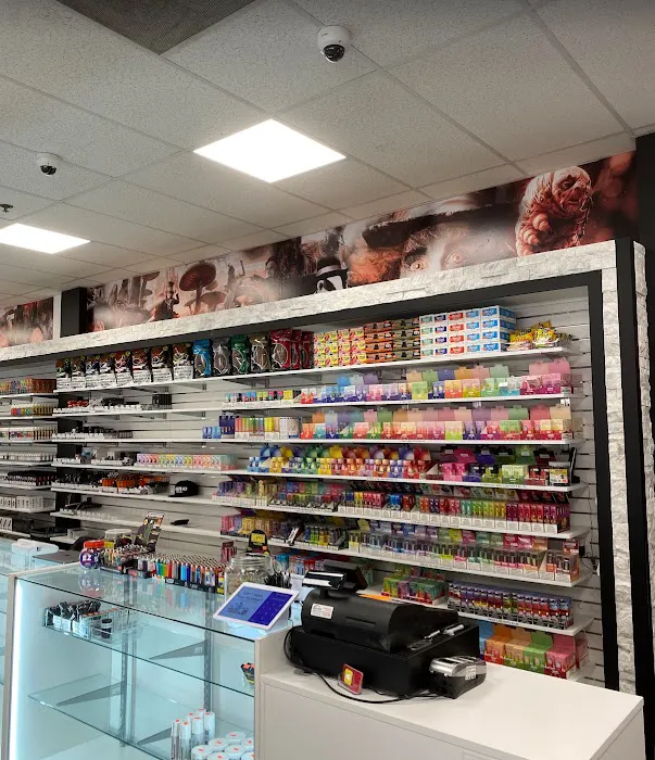 Madtown Smoke Shop 8